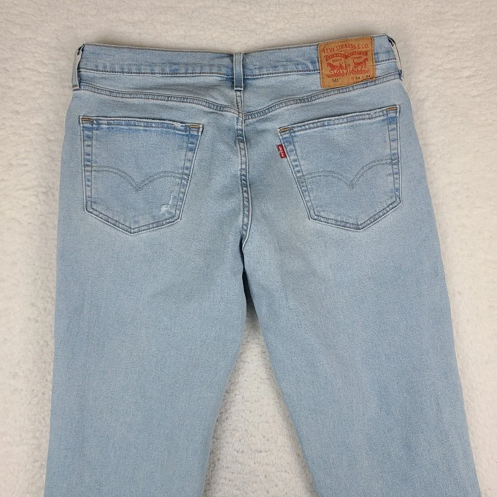 Levi's 541 Jeans Mens 34x34 Blue Athletic Taper Light Wash All Season Tech Denim